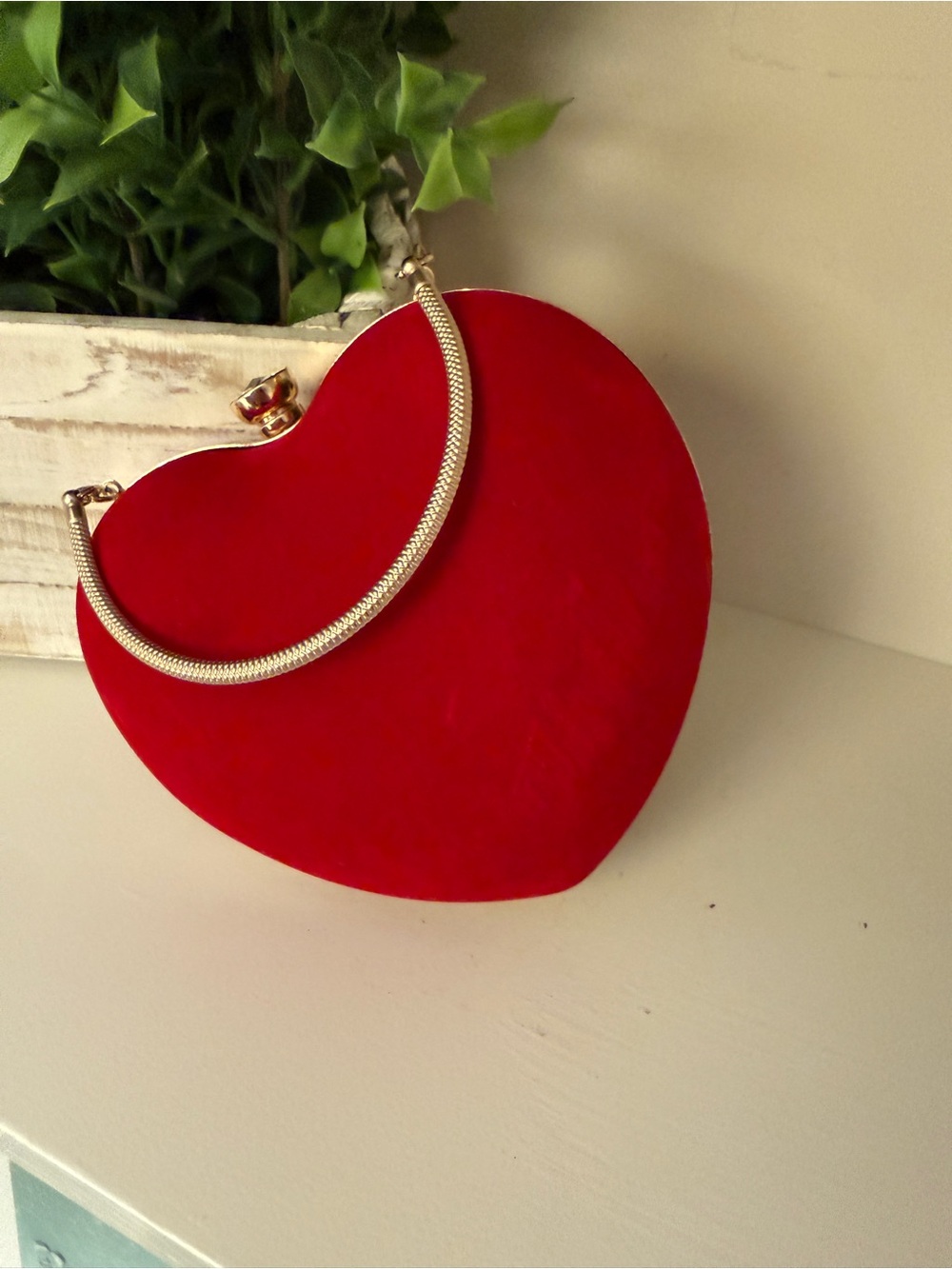 Red Velvet Heart Shaped Evening Bag Gold Tone Rhinestone Clutch